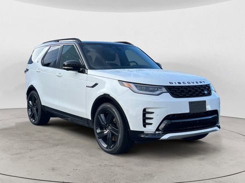 New 2025 Land Rover Discovery Dynamic SE image 7