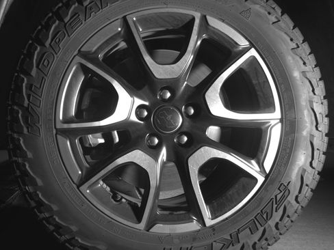 Used 2025 Jeep Compass Trailhawk image 12