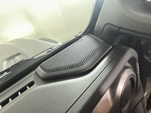 Used 2023 Jeep Wrangler Unlimited w/ Cold Weather Group AWD/4WD image 35