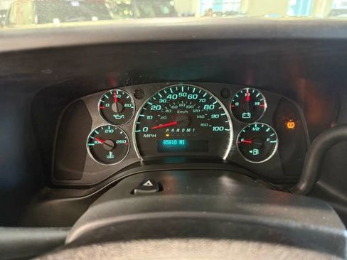 Used 2015 Chevrolet Express 3500 Work Van image 16