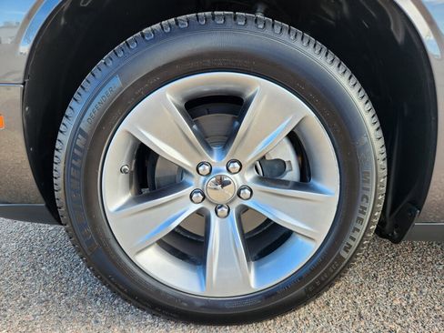 Used 2023 Dodge Challenger SXT image 15