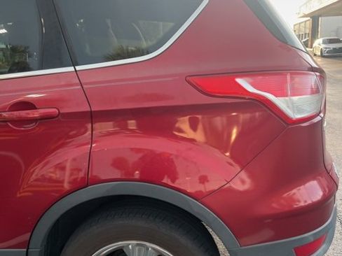 Used 2014 Ford Escape SE image 5