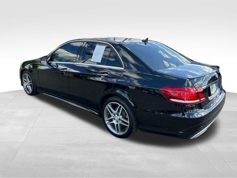Used 2016 Mercedes-Benz E 350 4MATIC Sedan w/ Premium Package image 5