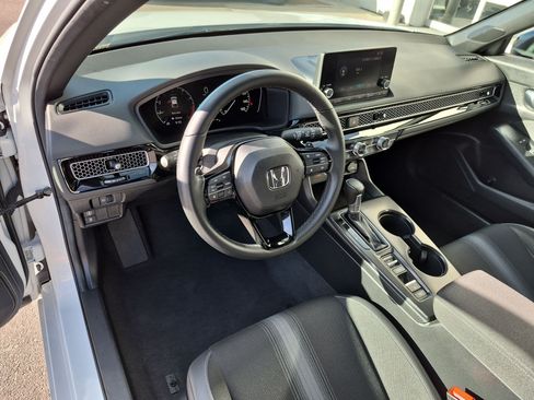 Used 2024 Honda Civic Sport image 16