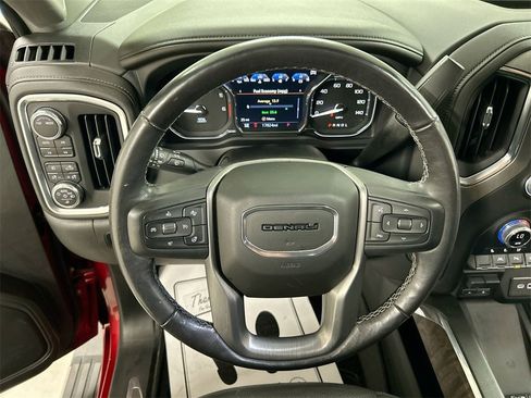 Used 2022 GMC Sierra 1500 Denali w/ Denali Premium Package image 4