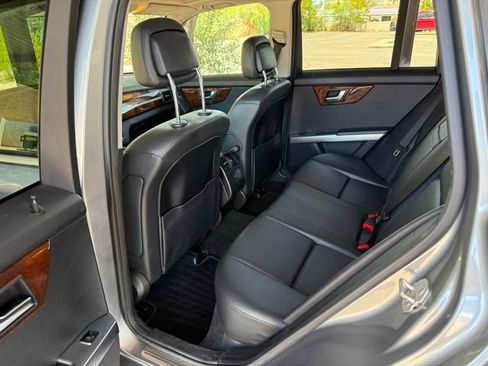 Used 2012 Mercedes-Benz GLK 350 4MATIC w/ Premium 1 Pkg image 30