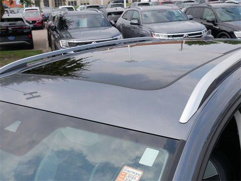 Certified 2024 Volkswagen Taos SEL image 11