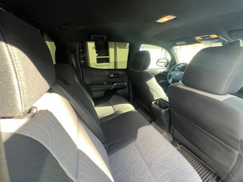 Used 2023 Toyota Tacoma 2WD Double Cab image 25
