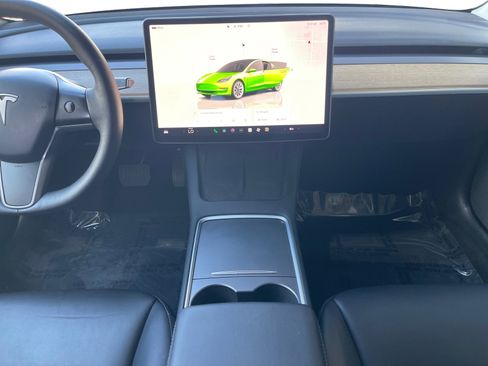 Used 2022 Tesla Model 3 Standard Range RWD image 11