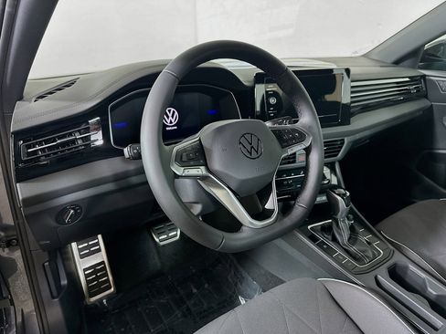 New 2025 Volkswagen Jetta Sport image 9
