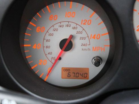 Used 2001 Toyota MR2 image 24