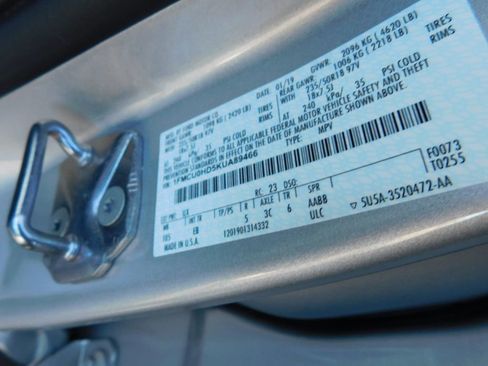 Used 2019 Ford Escape SEL image 12