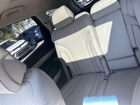 Used 2021 Genesis GV80 2.5T w/ Prestige Package 05 image 12