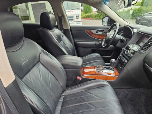 Used 2013 INFINITI FX37 AWD w/ Premium Pkg image 12