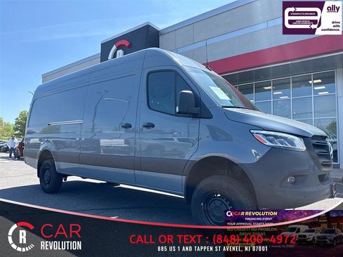 Used 2024 Mercedes-Benz Sprinter 2500 image 1