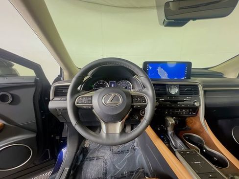Used 2022 Lexus RX 350L Premium image 13