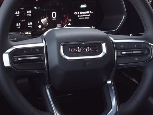 New 2025 GMC Canyon Elevation w/ Convenience Package image 25