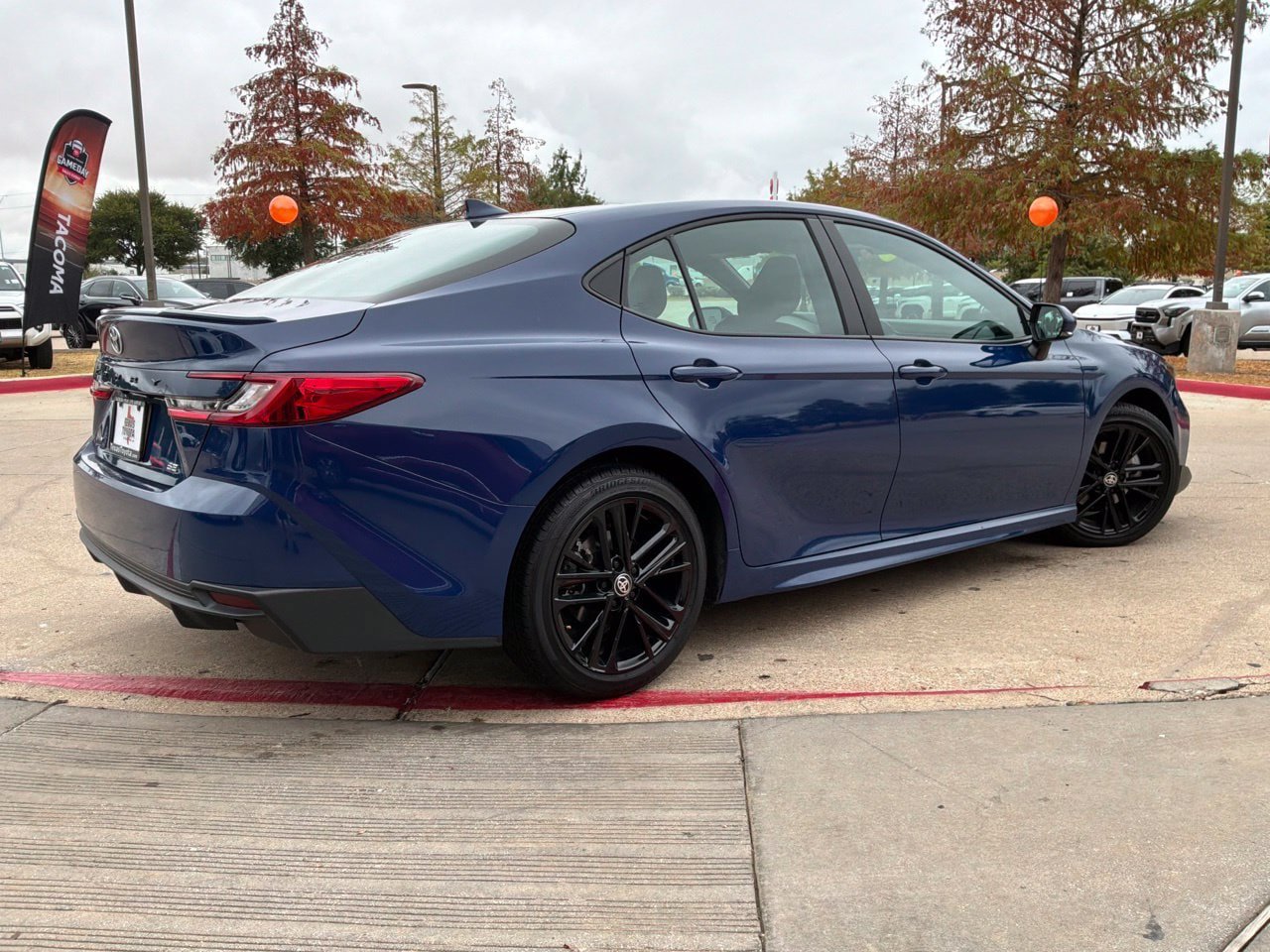Used 2026 Toyota Camry SE FWD image 6