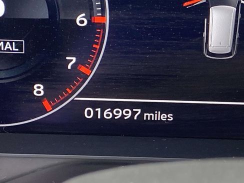 Used 2023 Mitsubishi Outlander SE Black Edition image 26