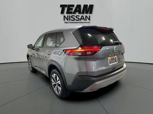 Used 2021 Nissan Rogue SV AWD/4WD image 4