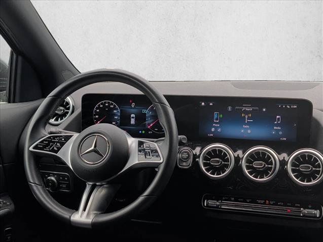 Certified 2024 Mercedes-Benz GLA 250 image 22