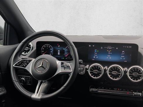 Certified 2024 Mercedes-Benz GLA 250 image 22