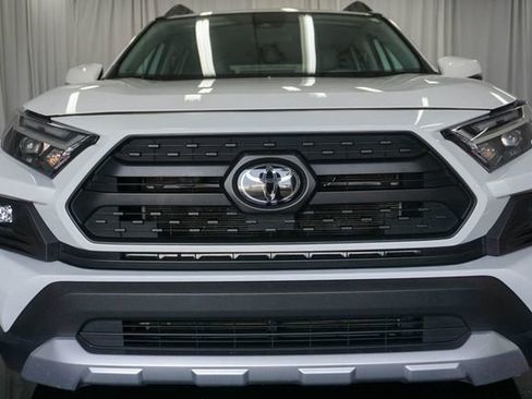 Used 2024 Toyota RAV4 Adventure AWD/4WD image 3