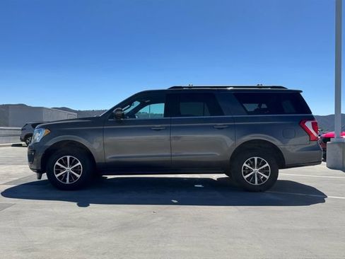 Used 2018 Ford Expedition Max XLT w/ Cargo Package AWD/4WD image 8