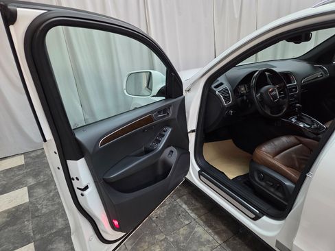 Used 2012 Audi Q5 2.0T Premium Plus w/ Premium Plus Pkg image 7