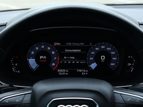 Used 2022 Audi Q3 2.0T Premium w/ Convenience Package image 18