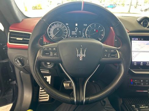 Used 2021 Maserati Ghibli S GranSport Q4 AWD/4WD image 16