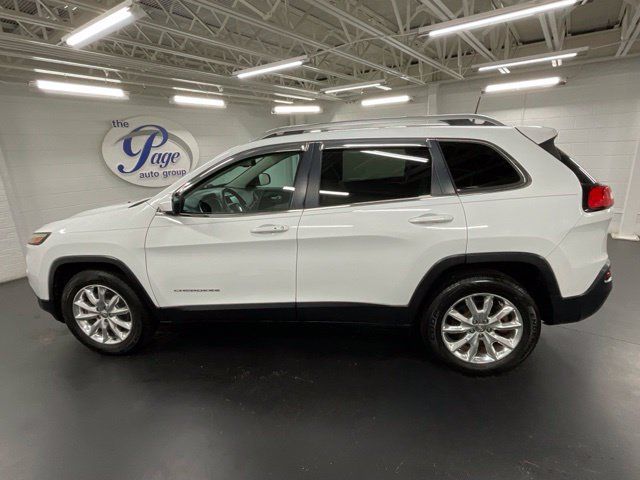 Used 2016 Jeep Cherokee Limited AWD/4WD image 2