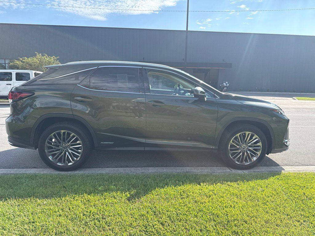 Used 2022 Lexus RX 450h AWD w/ Luxury Package image 6