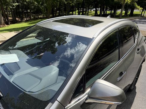 Used 2024 Lexus NX 250 FWD w/ Cold Area Package image 9