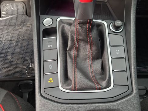 Used 2024 Volkswagen Jetta GLI 40th Anniversary Edition image 25