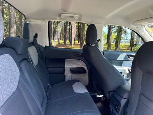 Used 2025 Ford Maverick XLT AWD/4WD image 24