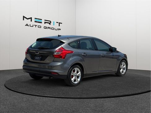 Used 2014 Ford Focus SE FWD image 9