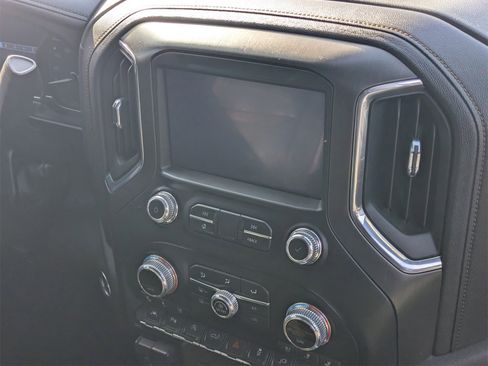 Used 2019 GMC Sierra 1500 AT4 w/ AT4 Premium Package image 8