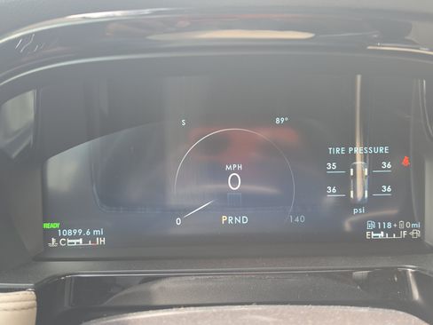 Used 2025 Lincoln Corsair Grand Touring AWD/4WD image 13