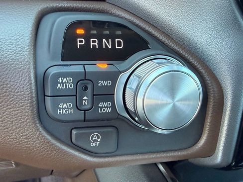 New 2026 RAM 1500 Laramie AWD/4WD image 18