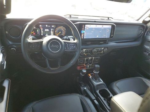 Used 2025 Jeep Wrangler Unlimited Rubicon 392 image 11