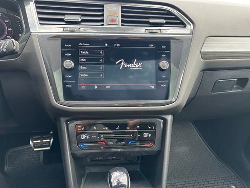 Used 2022 Volkswagen Tiguan SEL R-Line image 15