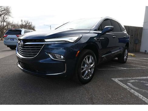 Used 2023 Buick Enclave Essence w/ Experience Buick Package image 10