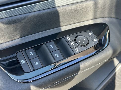 New 2026 Nissan Murano Platinum image 28