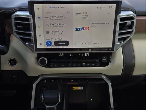 Used 2022 Toyota Tundra 1794 Edition image 12