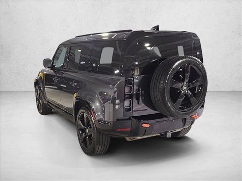 Used 2023 Land Rover Defender 110 X AWD/4WD image 7