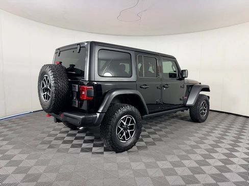 Used 2024 Jeep Wrangler Unlimited Rubicon w/ Capability Package AWD/4WD image 5