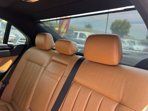 Used 2010 Mercedes-Benz E 350 Sedan image 30