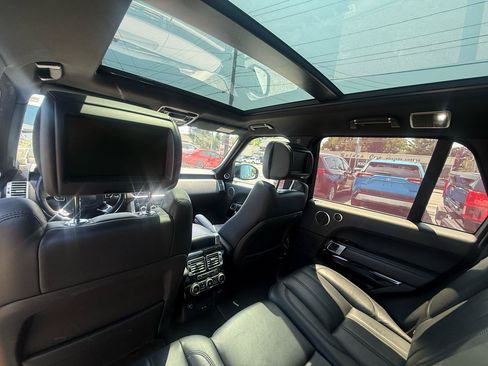 Used 2016 Land Rover Range Rover Supercharged AWD/4WD image 40