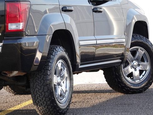 Used 2007 Jeep Grand Cherokee Overland AWD/4WD image 25
